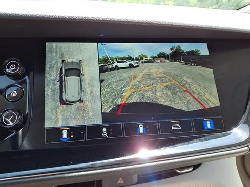 Used 2023 Buick Envision Avenir FWD image 36