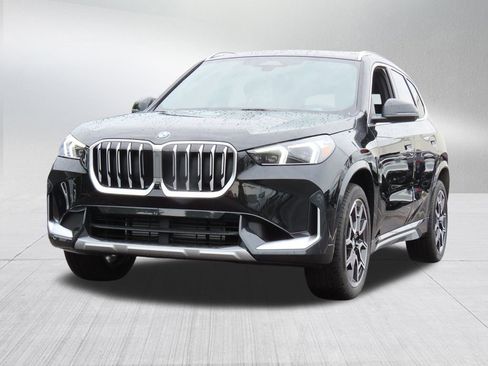 Certified 2025 BMW X1 xDrive28i w/ Premium Package AWD/4WD image 1