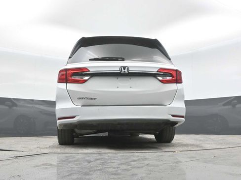 Used 2023 Honda Odyssey EX-L image 32