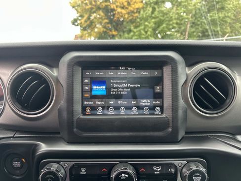 Used 2023 Jeep Wrangler Sport S image 22