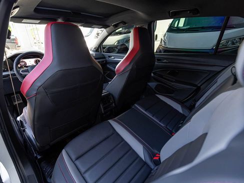 Used 2025 Volkswagen GTI SE FWD image 26