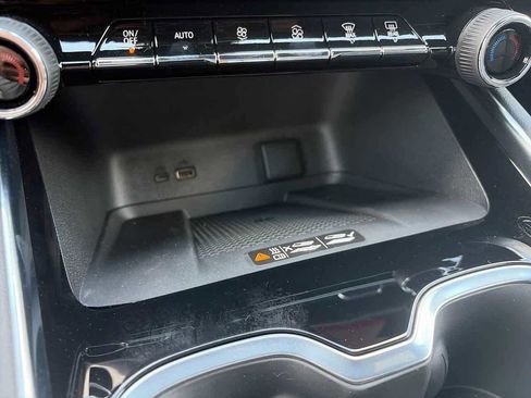 New 2026 Chevrolet Traverse Z71 AWD/4WD image 24