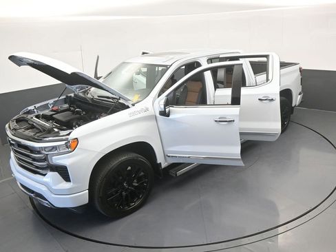 Used 2026 Chevrolet Silverado 1500 High Country w/ Technology Package image 81