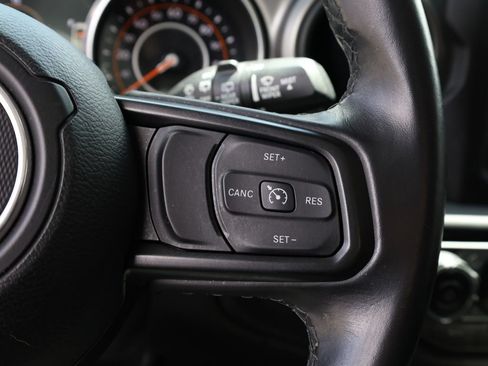 Used 2021 Jeep Wrangler Sport AWD/4WD image 27