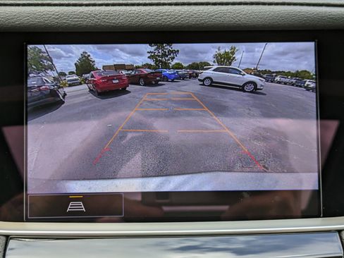 Used 2024 Cadillac XT5 Premium Luxury image 7