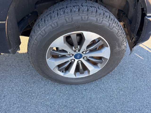 Used 2019 Ford F150 XL w/ Equipment Group 101A Mid AWD/4WD image 11
