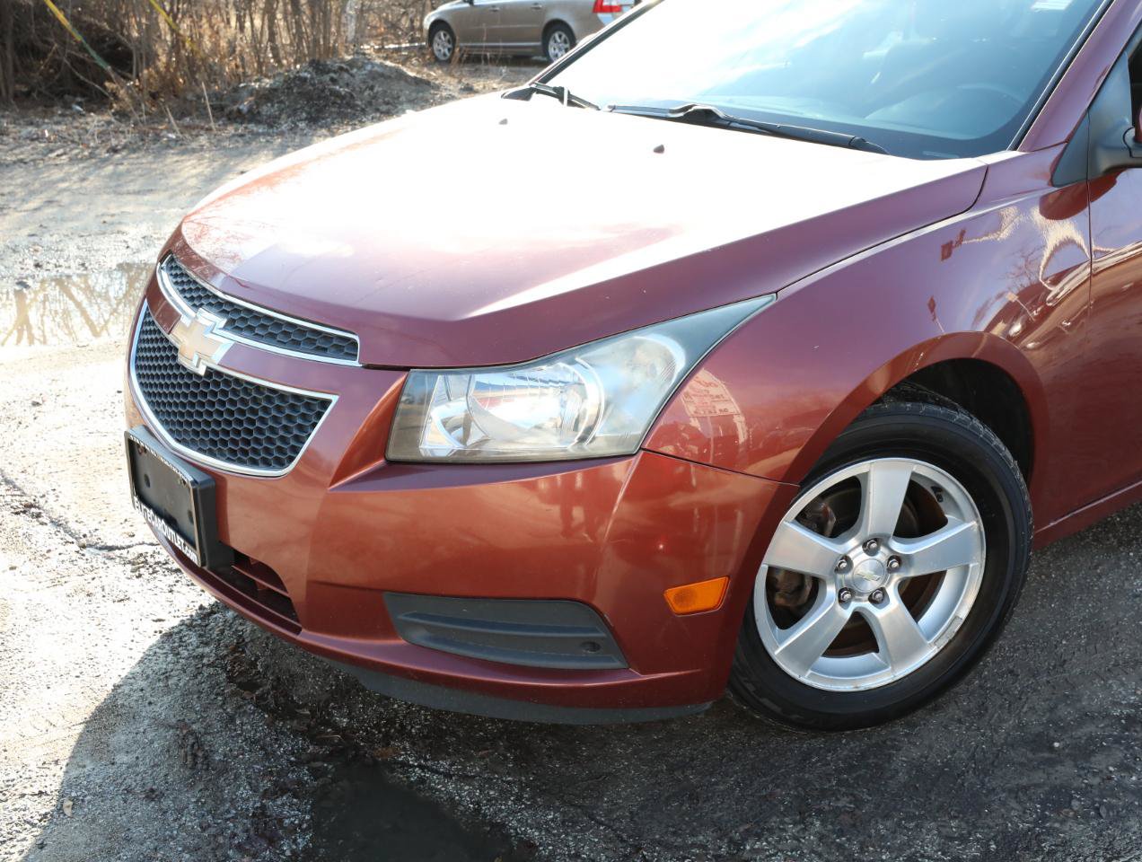 Used 2012 Chevrolet Cruze LT FWD image 2