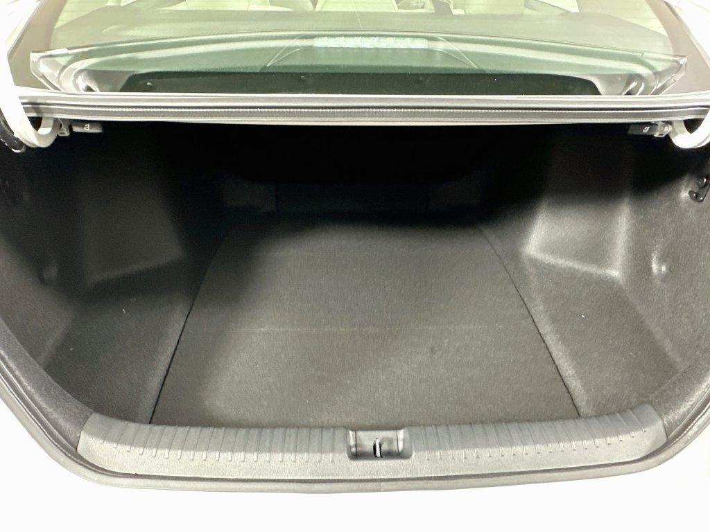 Used 2026 Honda Accord SE image 16