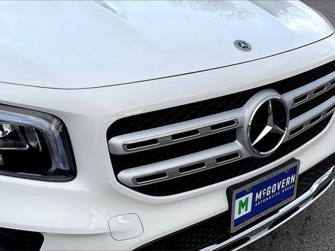 Used 2021 Mercedes-Benz GLB 250 4MATIC image 32