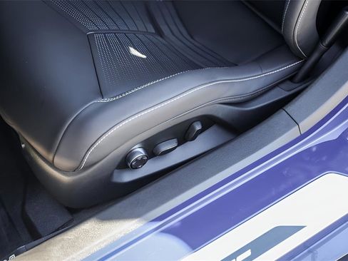 Used 2025 Chevrolet Corvette Z06 w/ Stealth Interior Trim Package image 8