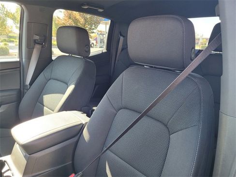 Used 2023 Chevrolet Colorado LT image 12