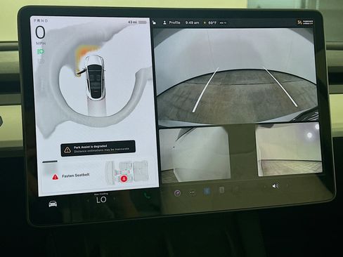 Used 2023 Tesla Model Y Long Range image 22