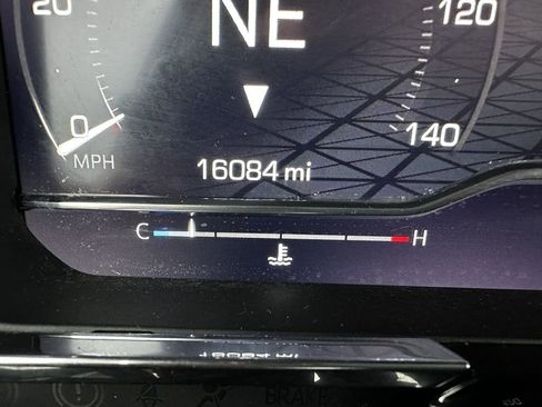 Used 2025 GMC Sierra 1500 Elevation image 9