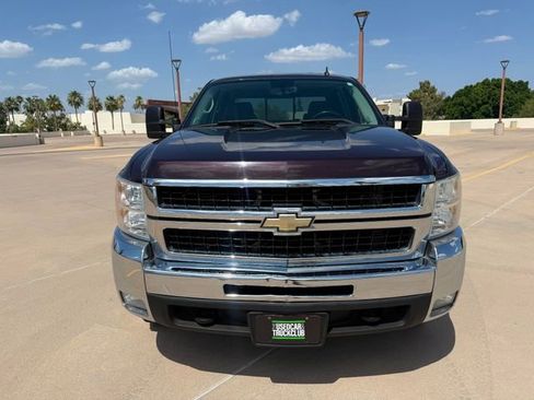 Used 2008 Chevrolet Silverado 2500 LTZ w/ Safety Package AWD/4WD image 4