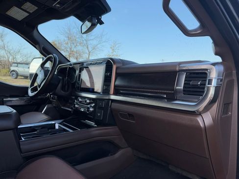 Used 2024 Ford F250 King Ranch w/ Chrome Package image 20