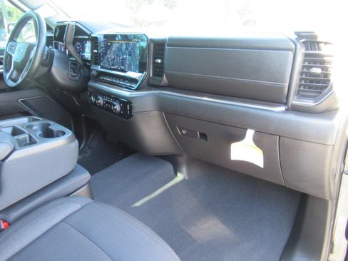 Used 2023 Chevrolet Silverado 1500 RST RWD image 12