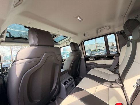 New 2025 INEOS Grenadier image 12