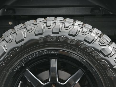 Used 2017 RAM 2500 Limited AWD/4WD image 44