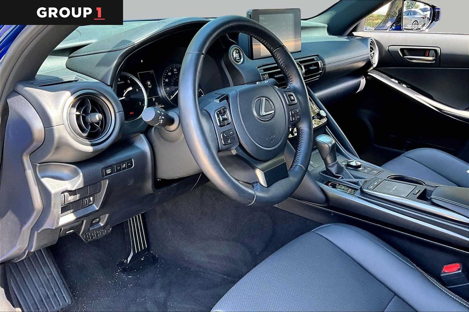 Used 2025 Lexus IS 350 F Sport w/ Accessory Package 2 RWD image 16