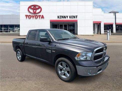 Used 2019 RAM 1500 Tradesman w/ Tradesman SXT Package AWD/4WD image 1