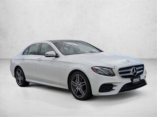 Used 2019 Mercedes-Benz E 300 4MATIC video 3