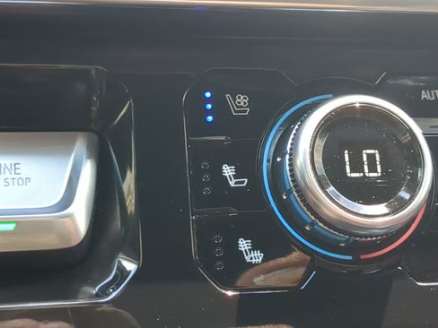 Used 2022 GMC Sierra 1500 Denali Ultimate AWD/4WD image 22