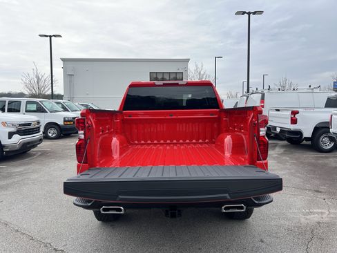 Used 2026 Chevrolet Silverado 1500 Custom Trail Boss w/ LPO, Dark Essentials Package image 11