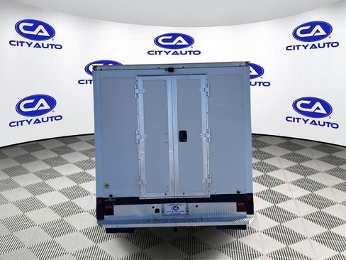 Used 2019 Ford F350 XL w/ Power Equipment Group image 5