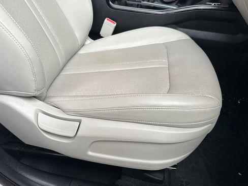 Used 2022 Kia Sorento EX w/ Panoramic Sunroof Package image 24