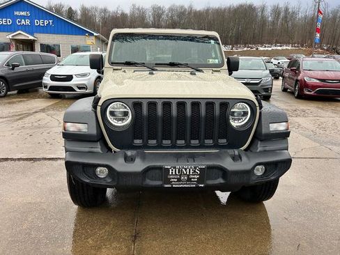 Certified 2022 Jeep Wrangler Unlimited Sport image 3