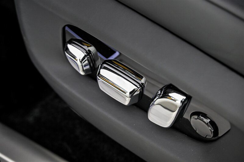 Used 2022 Rolls-Royce Ghost Black Badge AWD/4WD image 30