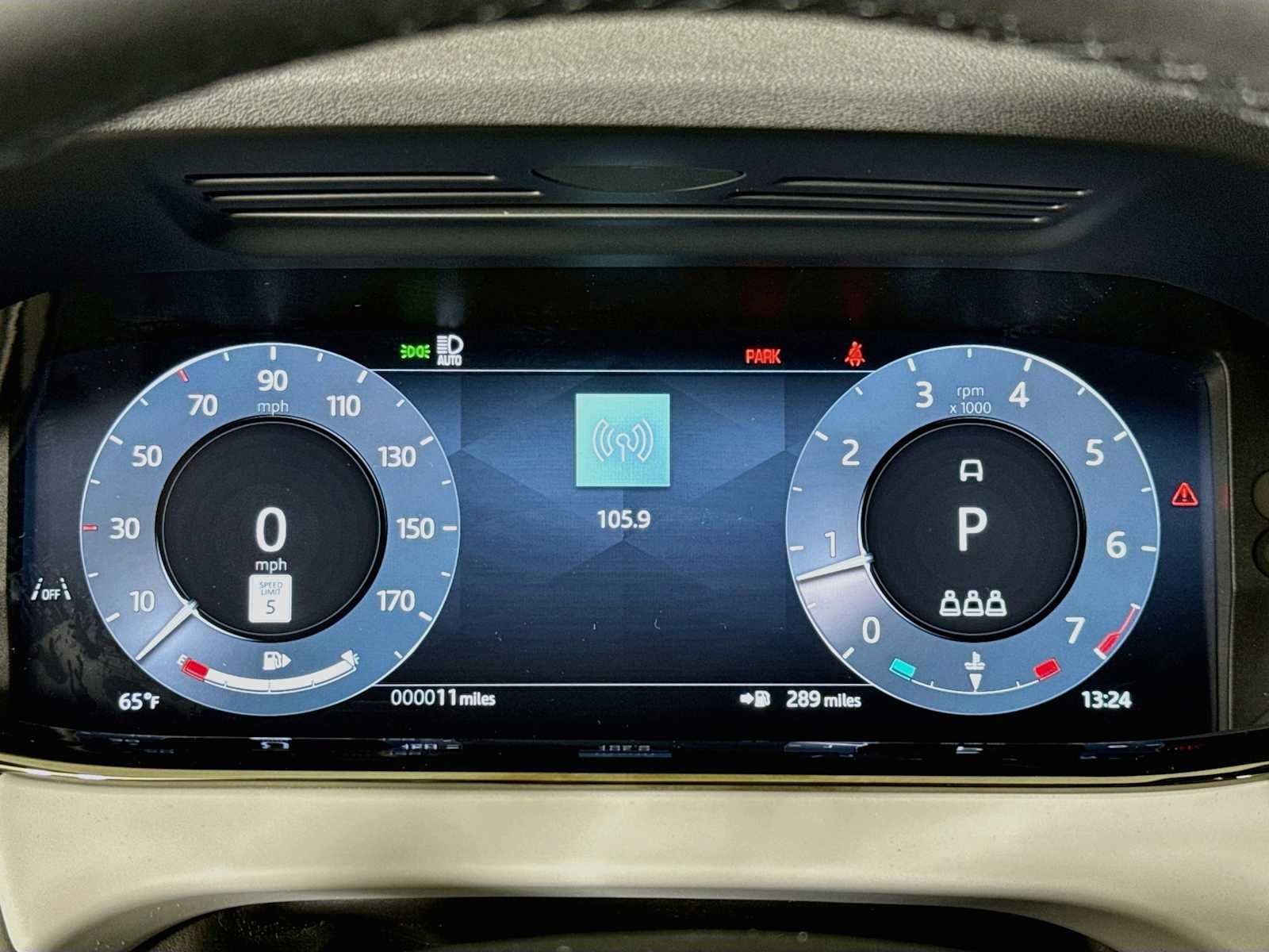 New 2026 Land Rover Range Rover Evoque S AWD/4WD image 12