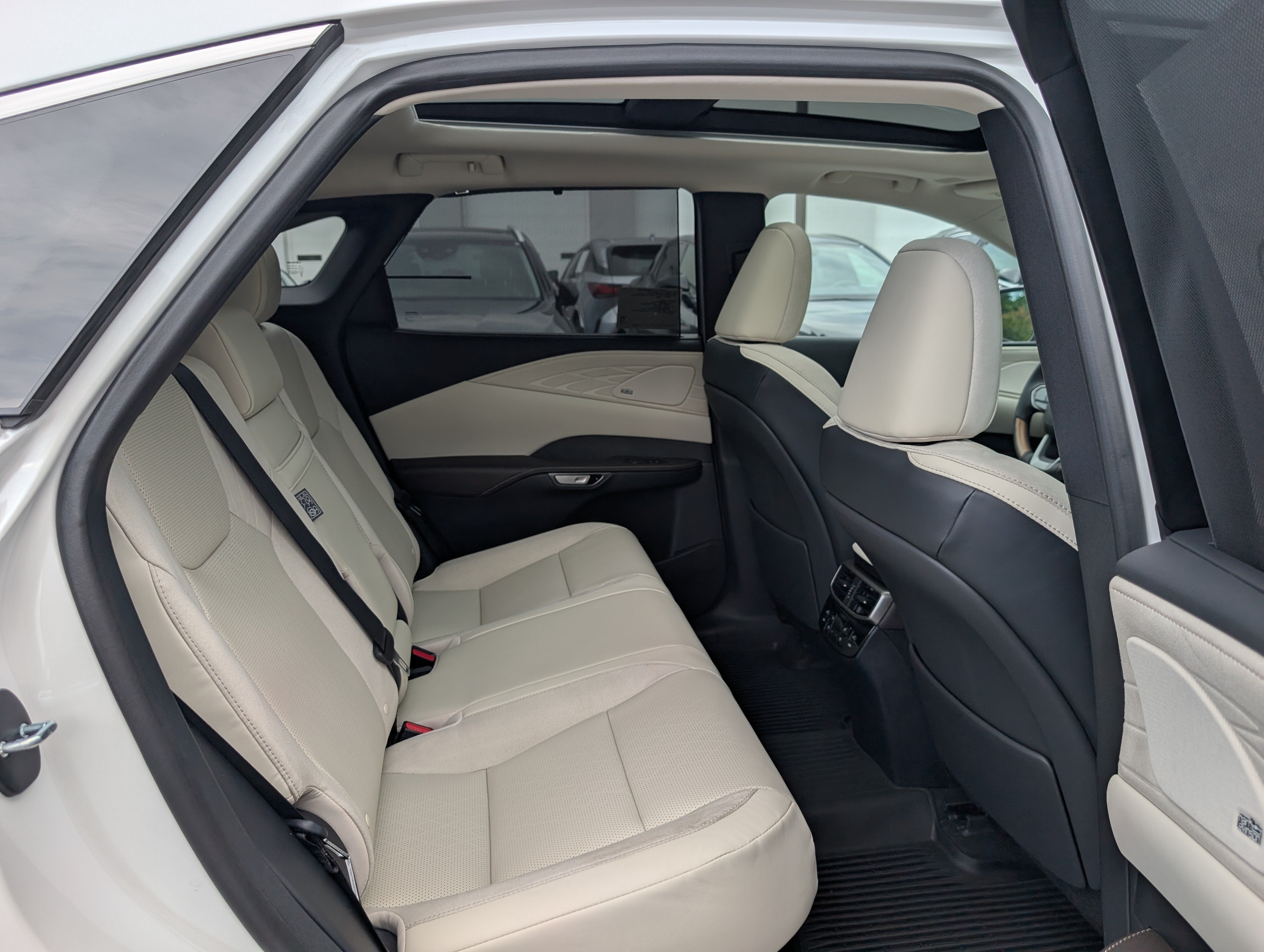 New 2026 Lexus RX 350 AWD/4WD image 8