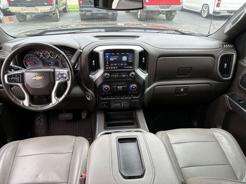Used 2020 Chevrolet Silverado 1500 LTZ w/ LTZ Plus Package AWD/4WD image 12