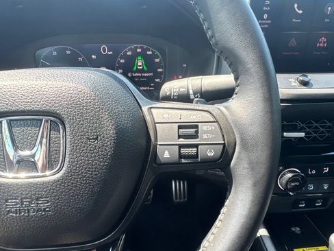 Certified 2025 Honda Accord Sport image 29