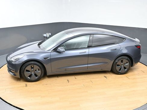 Used 2023 Tesla Model 3 Standard Range RWD image 47