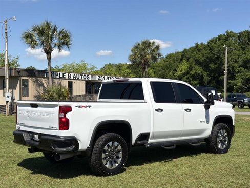 Used 2023 Chevrolet Silverado 2500 Custom w/ Custom Value Package AWD/4WD image 6