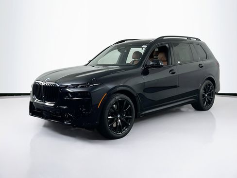 Used 2023 BMW X7 xDrive40i w/ M Sport Package image 1