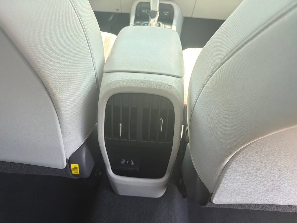 Used 2024 Hyundai Kona SEL AWD/4WD image 26