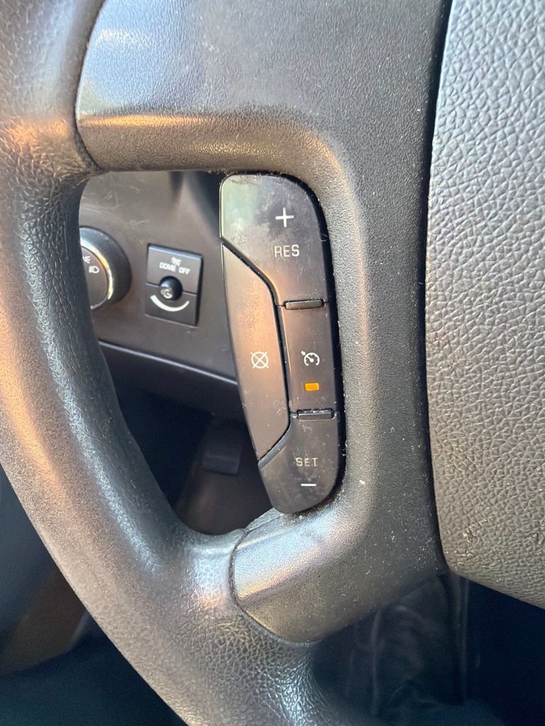 Used 2022 Chevrolet Express 2500 w/ Driver Convenience Package RWD image 16
