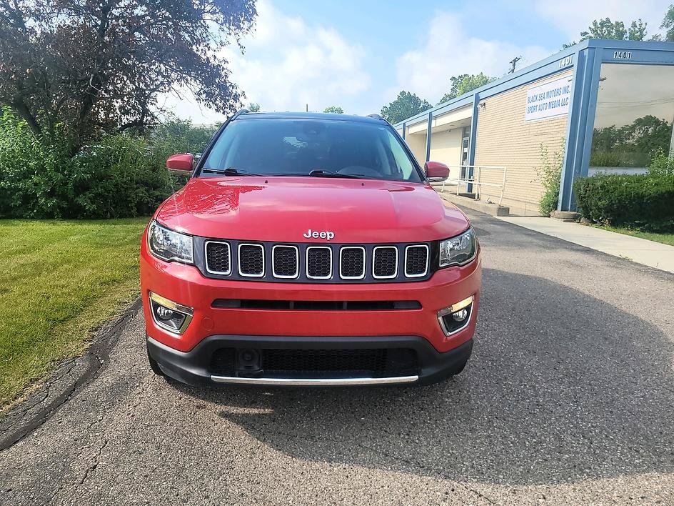 Used 2021 Jeep Compass Limited AWD/4WD image 2