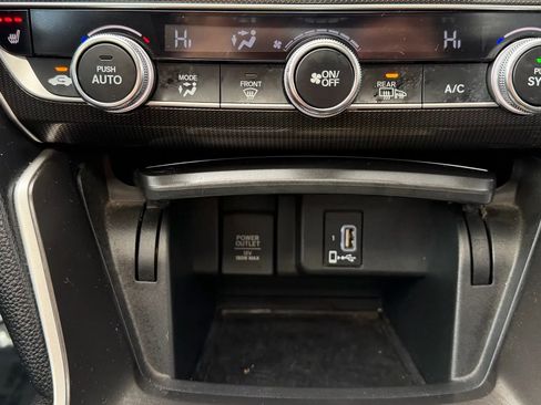 Used 2018 Honda Accord Sport image 20