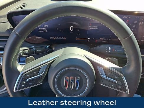 Used 2025 Buick Envision Preferred image 23