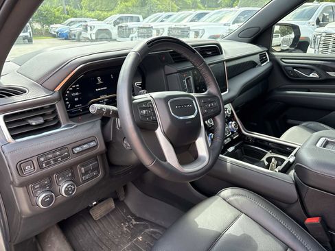 Certified 2024 GMC Yukon Denali w/ Advanced Technology Package AWD/4WD image 18