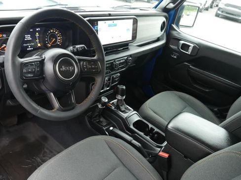 Used 2024 Jeep Wrangler Unlimited Sport AWD/4WD image 14