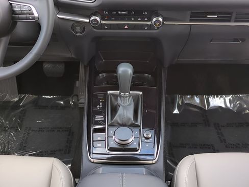 Used 2024 MAZDA CX-30 AWD 2.5 S w/ Preferred Package image 36