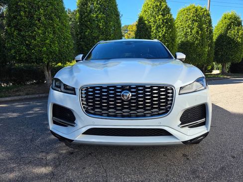 Used 2021 Jaguar F-PACE S image 8