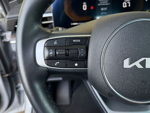 Used 2025 Kia K5 GT-Line w/ GT-Line Premium Package FWD image 18