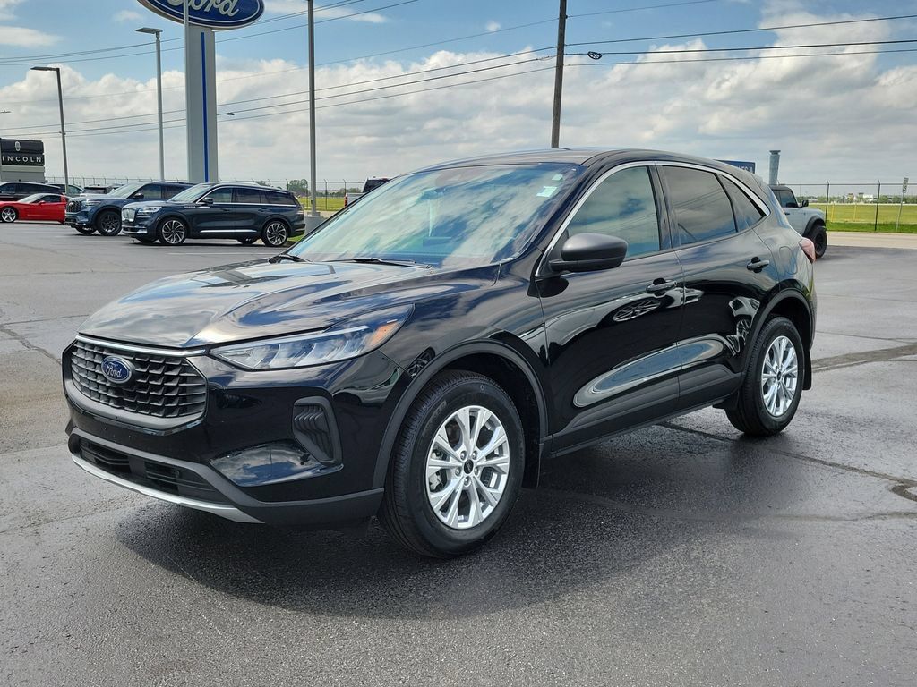 Certified 2023 Ford Escape Active AWD/4WD image 8