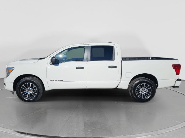 Used 2024 Nissan Titan SV w/ Accessory Utility Package AWD/4WD image 7